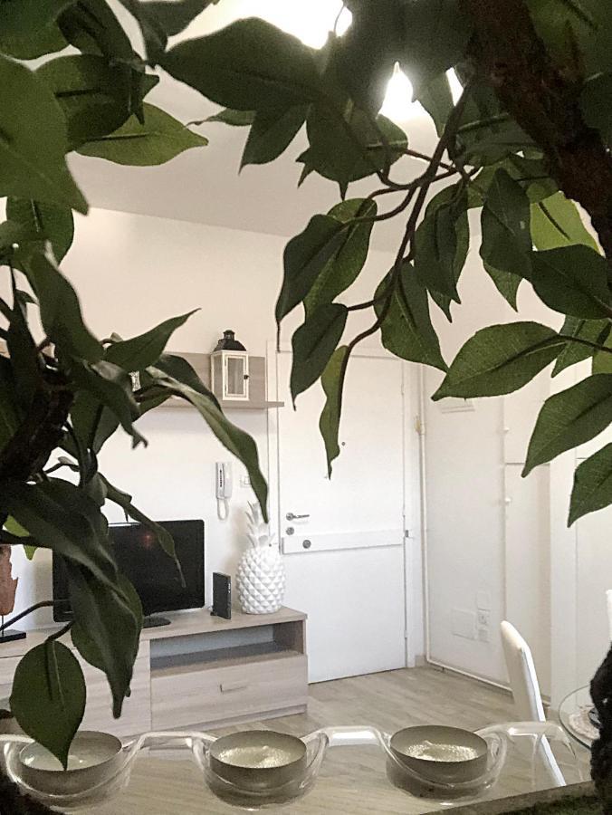 Familybo Apartments Bologna Delight - Front Station Εξωτερικό φωτογραφία